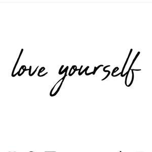 Meet your Posher, Brittnie